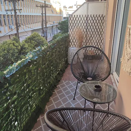 Karanoshouse إذيسا