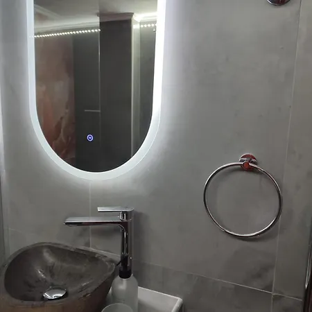 Karanoshouse * إذيسا